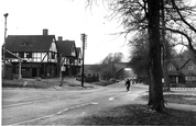 Hotel c.1955, Drift Bridge