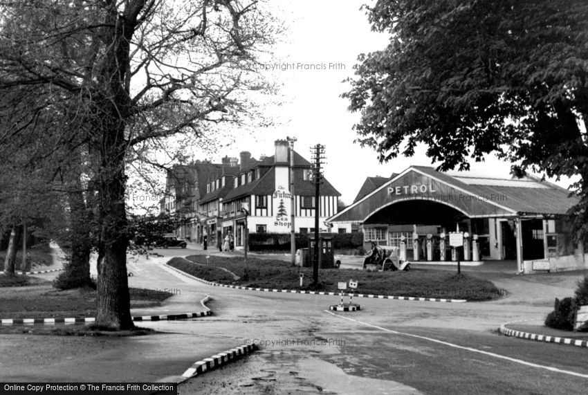 Drift Bridge, the Crossroads c1955