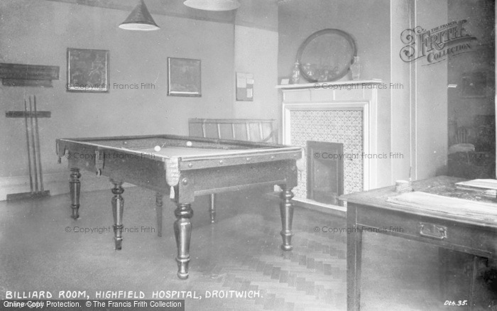 Photo of Droitwich Spa, Billiard Room, Highfield Hospital c.1935