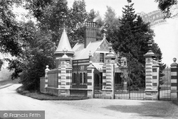 Impney Lodge And Gates 1906, Droitwich Spa