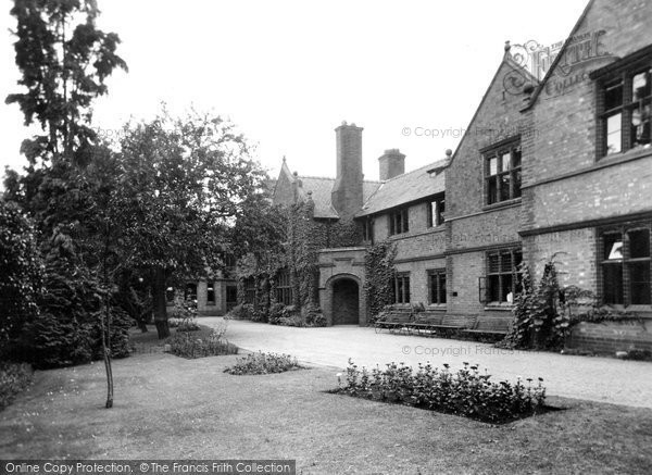 Photo of Droitwich Spa, St John's Hospital c.1950