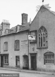 The Old Cock Inn c.1955, Droitwich Spa