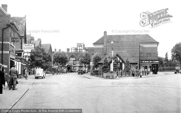 Photo of Droitwich Spa, Victoria Square c.1955