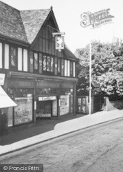 W.H.Smith & Son, Ombersley Street c.1960, Droitwich Spa