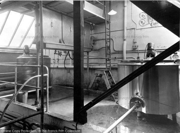 Photo of Droitwich Spa, Yorke Jones Ice Cream Factory c1955