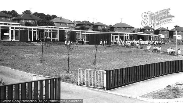 Photo of Dronfield, Holmesdale Infants School c.1965