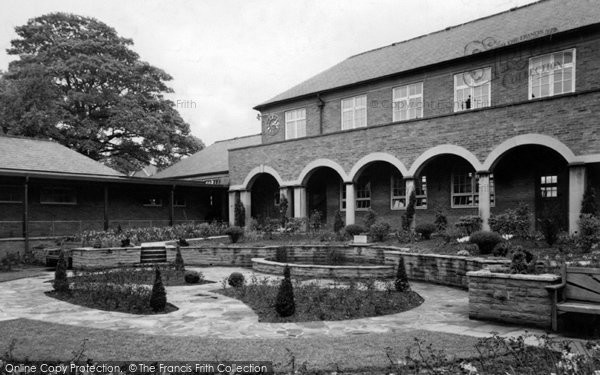 Photo of Dronfield, The Grammar School Remembrance Garden c.1965