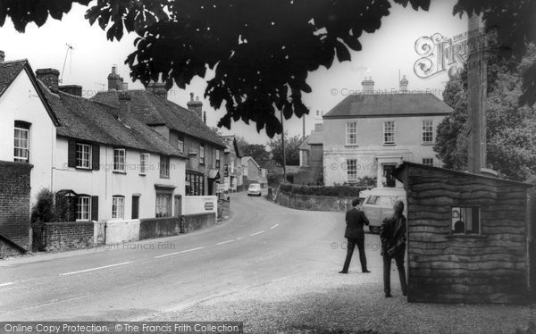 Photo of Droxford, High Street c.1960