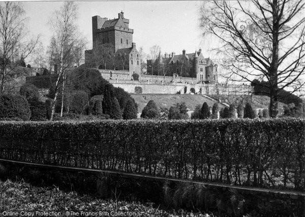 Photo of Drummond, Drummond Castle 1948