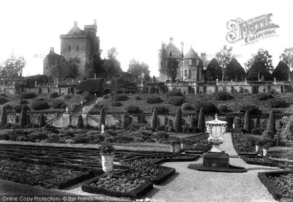 Photo of Drummond, The Castle 1899