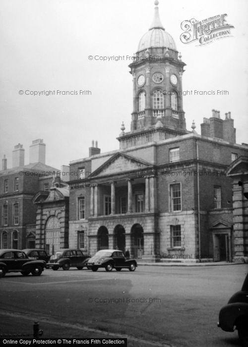 Photo of Dublin, Castle 1957