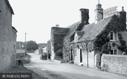 The Village c.1950, Ducklington