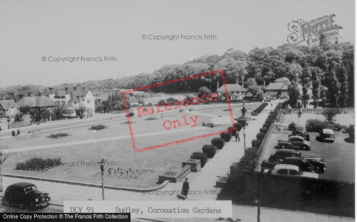 Photo of Dudley, Coronation Gardens c.1960