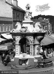 Fountain c.1955, Dudley