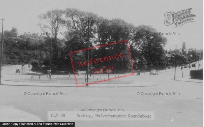 Photo of Dudley, Wolverhampton Roundabout c.1960