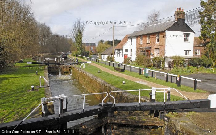 Photo of Dudswell, Lock, Grand Union Canal c.2000