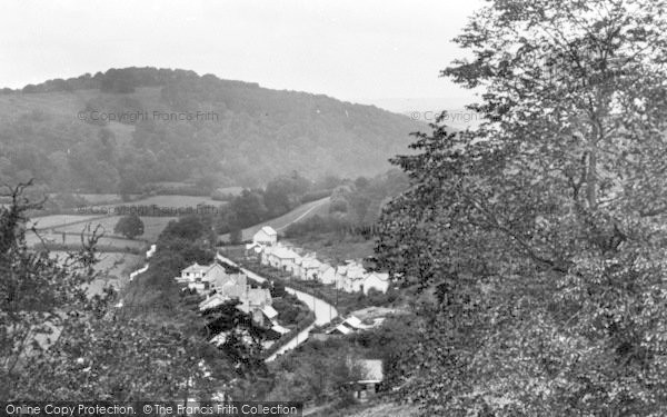 Photo of Dulverton, Battleton Valley 1934