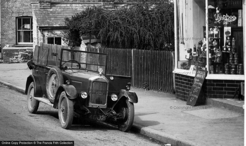 Dulverton, Singer Car 1934