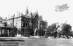 College 1898, Dulwich