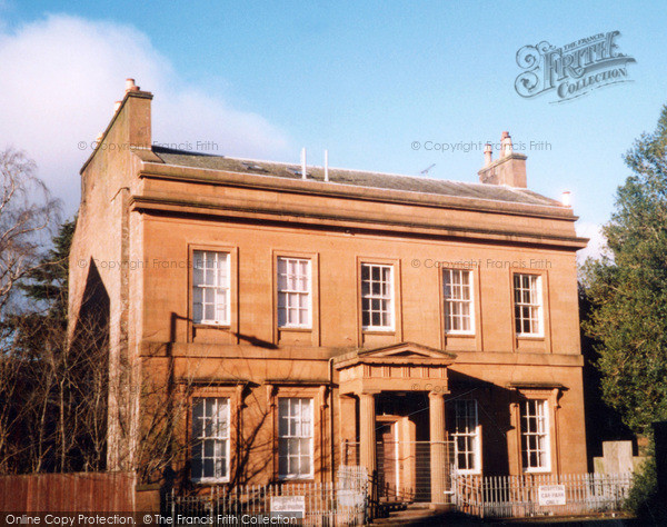 Photo of Dumfries, Moat Brae 2005