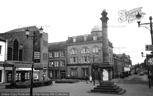 Photo of Dumfries, Queensberry Square 2005