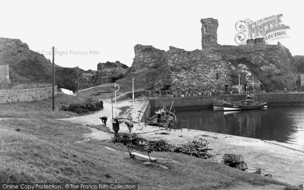 Photo of Dunbar, Castle And Harbour 1954
