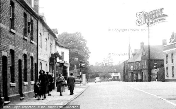 Photo of Dunchurch, London Road c.1955