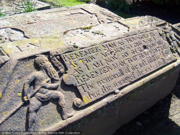 Photo of Dundee, A Howff's Gravestone 2005