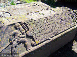 A Howff's Gravestone 2005, Dundee