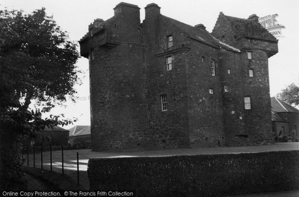 Photo of Dundee, Caypotts Castle 1950