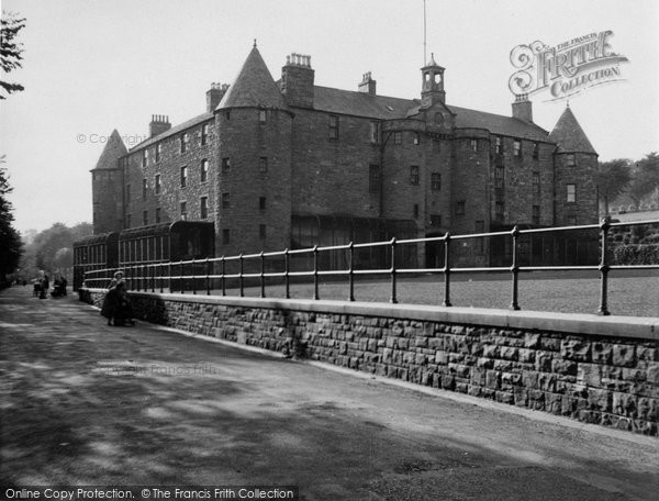 Photo of Dundee, Dudhope Castle 1950