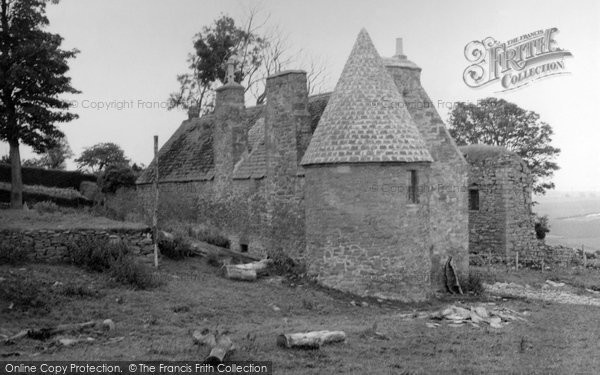 Photo of Dundee, Powrie Castle 1957