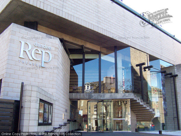 Photo of Dundee, Rep Theatre 2005