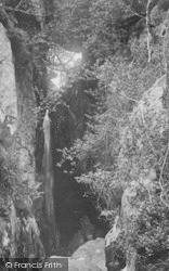 Dungeon Ghyll, 1892, Dungeon Ghyll Force