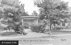 Grove House Gardens c.1955, Dunstable