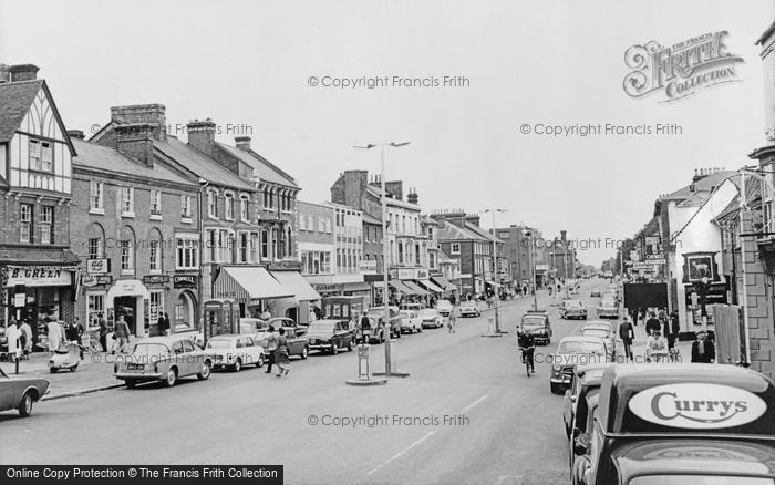 Photo of Dunstable, High Street c.1964