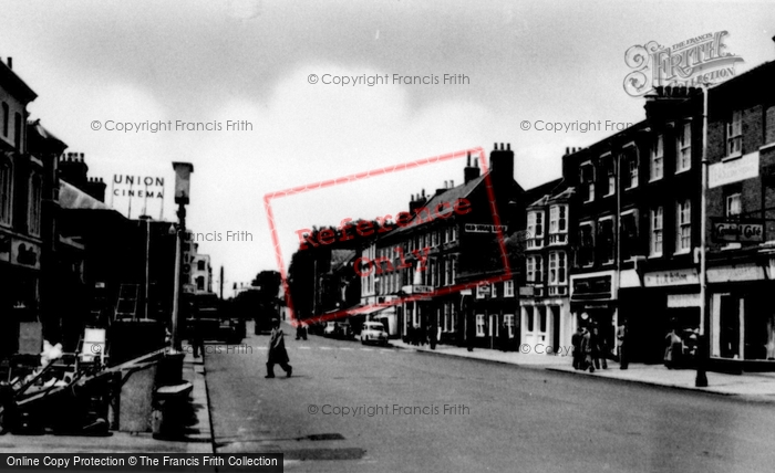 Photo of Dunstable, High Street North c.1955