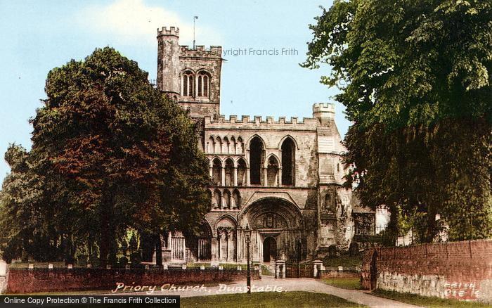 Photo of Dunstable, Priory Church c.1955