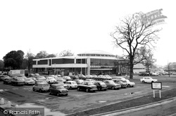 Dunstable, Queensway Hall c1965