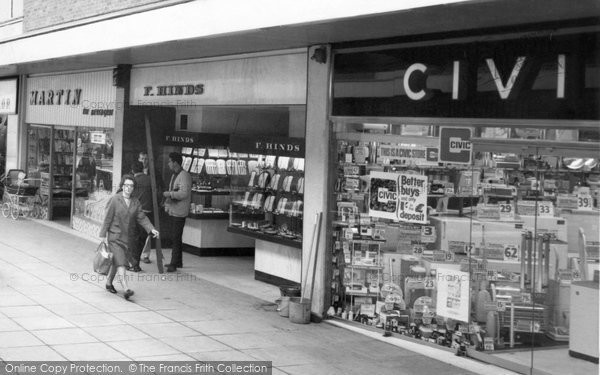 Photo of Dunstable, Shops, Broad Walk c.1965