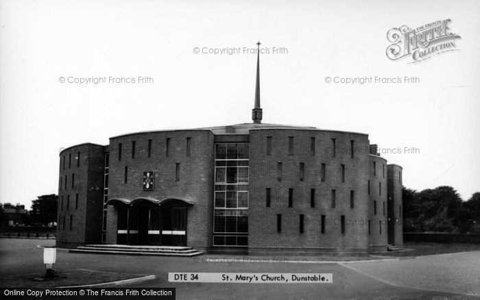 Photo of Dunstable, St Mary's Church c.1965