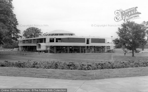 Photo of Dunstable, The Civic Hall c.1965
