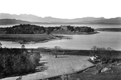 1903, Dunstaffnage Castle