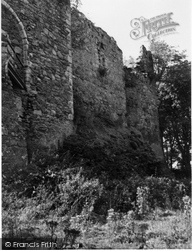 1949, Dunstaffnage Castle
