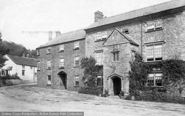 Photo of Dunster, The Luttrell Arms 1906