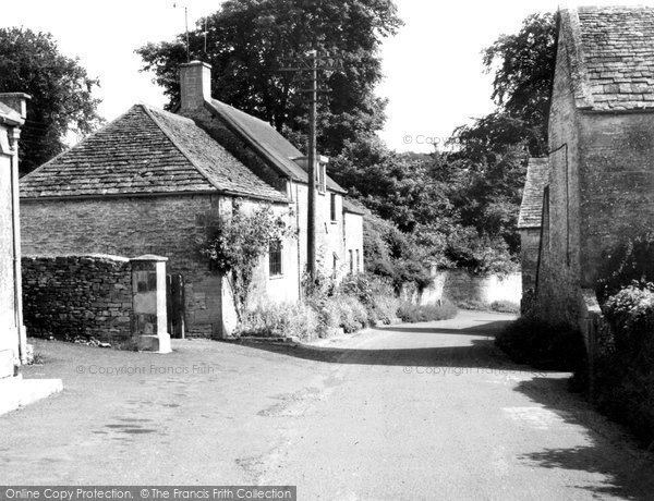 Photo of Duntisbourne Abbots, The Village c.1960