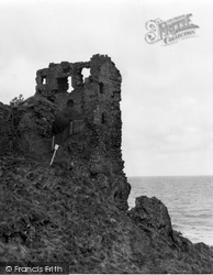 Castle 1958, Dunure