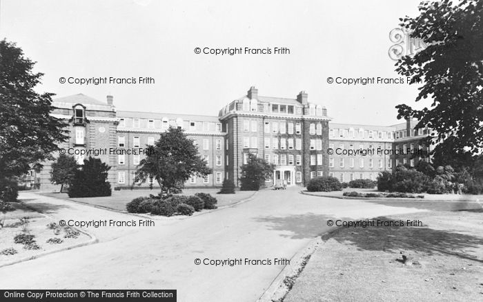 Photo of Durham, Neville's Cross College c.1955