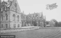St Hild's College 1929, Durham