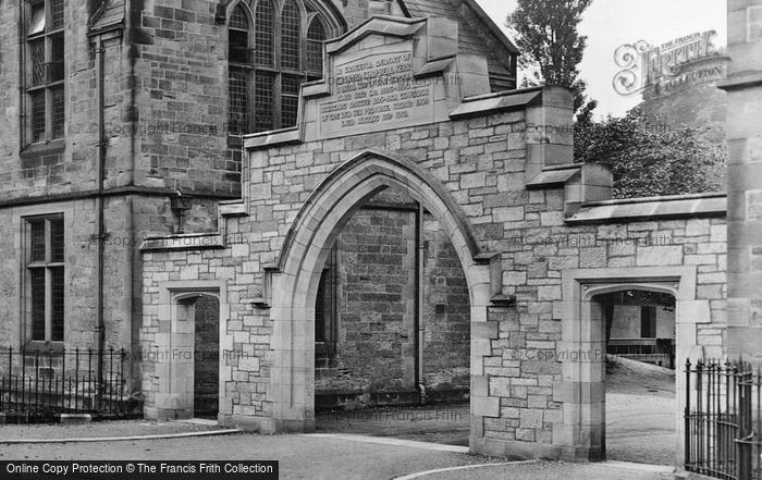 Photo of Durham, The School Gateway 1929